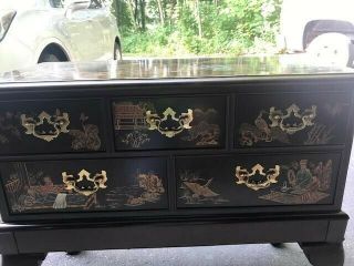 Henredon Rittenhouse Square Mahogany Chinoiserie Ball & Claw Chest On Frame