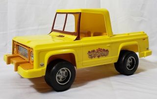 Vintage Mattel The Sunshine Family Craft Fair Truck Van 1973