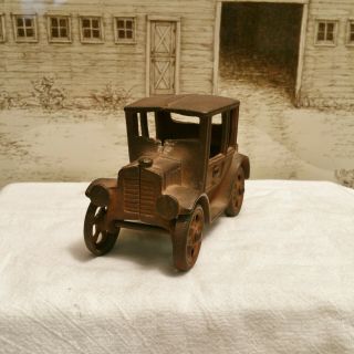 Old Antique Medium Size Cast Iron Model T Ford Coupe Toy Car Automobile 3
