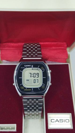 Vintage Casio 56qs - 38 Digital Chronograph Lcd Watch For Men