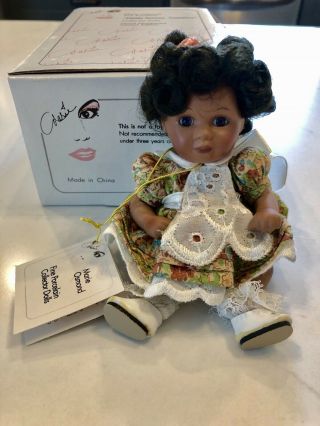 Marie Osmond Fine Porcelain Petite Amour Lil Cupcake Collector Doll