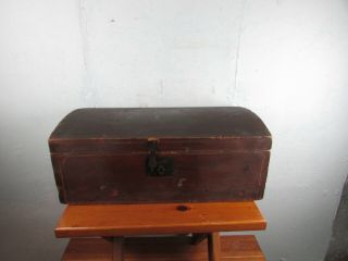 Trunk Antique Wood Dome Top Red Blanket Storage Chest Dovetail Corners Primitive