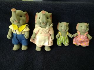 Elephant Family Sylvanian Maple Town Calico Critters Very Good Vintage