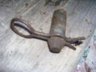 Vintage Ford 871 Diesel Tractor - Draw Bar Anchor Pin & Clip