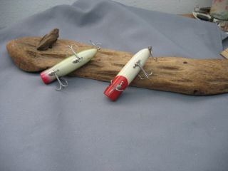VINTAGE/ANTIQUE FISHING LURES - 2 OLD BAITS - SOUTHBEND BASS ORENO - RHW - GREEN SC. 4