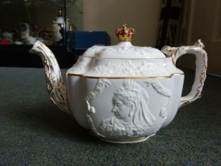Copeland China Teapot 1897 Diamond Jubilee Queen Victoria.