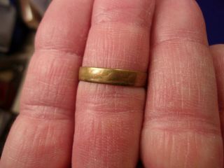 VERY OLD VTG ANTIQUE MENS YELLOW GOLD FILLED / PLATED (NOW BRASS) WEDDING BAND 4
