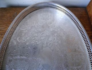 LOVELY VINTAGE 1930 - 50s CHASED SHEFFIELD SILVER PLATED OVAL PIERCED GALLERY TRAY 5