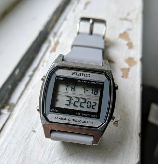 Vintage Seiko Digital Watch Alarm - Chrono A904 - 5009 With Crystal Japan T