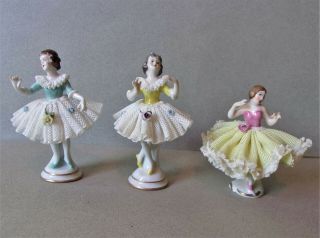 A Group of 5 VOLKSTEDT (Germany) Small Dresden Lace Figurines 6