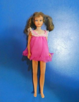 Vintage Barbie Skipper Doll - Mod Era Brunette Sausage Curl Skipper Doll 1105