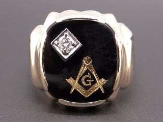 Mens 10k Yellow Gold Masonic Onyx Diamond Ring Size 11.  5