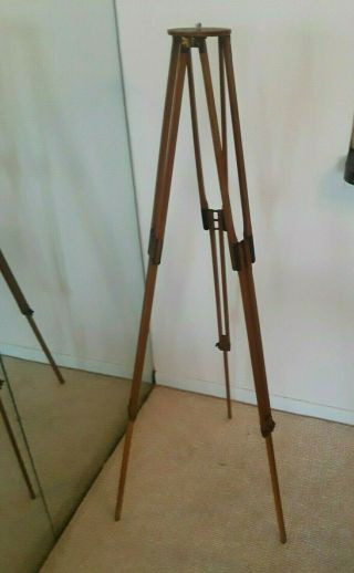 Antique Wooden Camera Tripod,  Expandable Legs,  Non Slip Points On Feet.