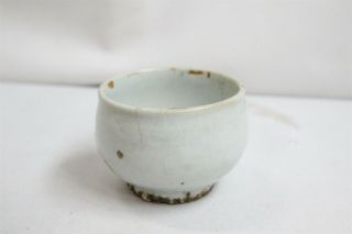 Old Korean White Crazed Dirty Bottom Small Bowl Yi Dynasty Pottery Tea Bowl 71 2