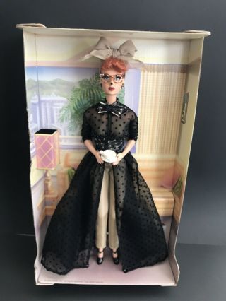 2002 I Love Lucy Barbie Doll B1078 Lucille Ball Episode 114 L.  A.  At Last Doll
