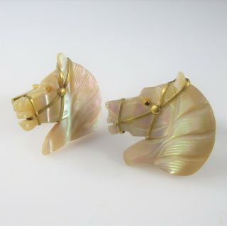 Carved Mother Of Pearl Horse Head Cuff Links Gold Tone Vintage 12.  3g