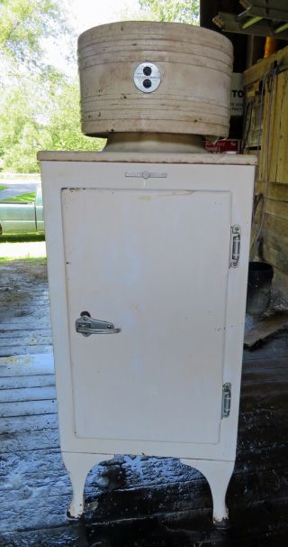 Vintage Antique 1930’s Ge Monitor Top Refrigerator Ca - 1 - B16
