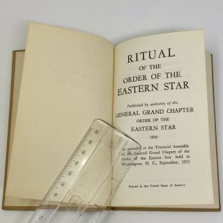 Vintage 1956 Ritual of the Order of the Eastern Star O.  E.  S.  Hardcover Pocket Book 3