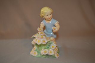 Vintage Royal Worcester F.  G.  Doughty Figurine - Months Of The Year: May (3455)