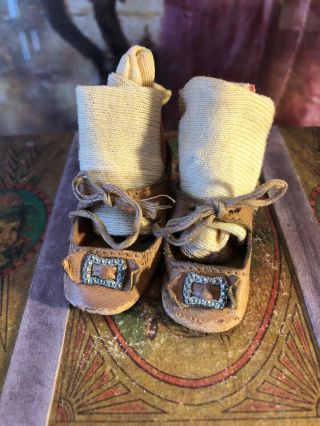 Antique Light Brown Leather Toe Buckle Doll Shoes & Socks