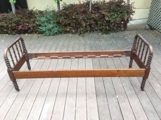 Antique Early Jenny Lind Spool daybed 2