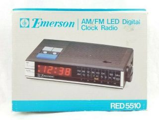 Vintage Emerson Am Fm Led Digital Alarm Clock Radio Red 5510 Red5510 -
