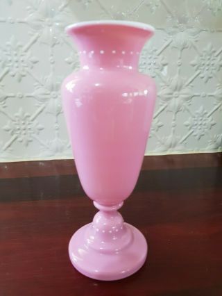 GORGEOUS PINK MILK GLASS HANDPAINTED WHITE DOVE & FLORAL VICTORIAN VASE 4