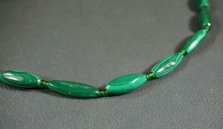Antique Art Deco Natural Green Malachite Lady Bead Strand Necklace Beaded Choker 4