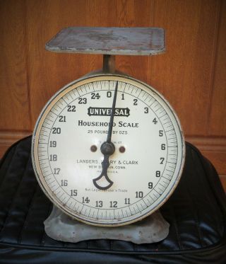 Vintage Antique Universal Household Kitchen Scale Landers Frary & Clark 25 Lb