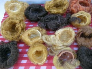 28 VINTAGE BARBIE DOLL SIZE WIGS - MOSTLY MATTEL BRAND - DOLL - ALL CONDITIONS 5