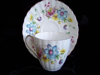 Royal Tuscan Teacup Cup Saucer Wedgwood Grp Hp Flowers Floral Motif Gold Trim