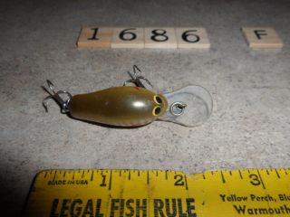 T1686 F Vintage Bagley Deep Honey B Fishing Lure Early Brass Hangers 3