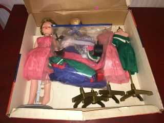 Vintage 1950 ' s Deluxe Reading Candy Fashions Set 3