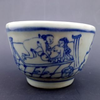 Chinese Blue And White Porcelain Hand Painted The Erotic Figure Pattern Cup