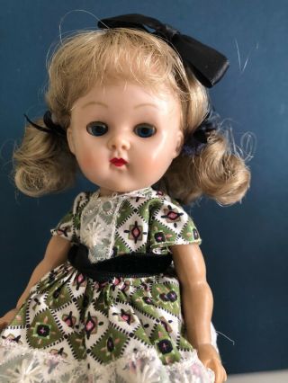 Vintage Vogue Ginny Doll in her Tagged Dress from the 50’s 4