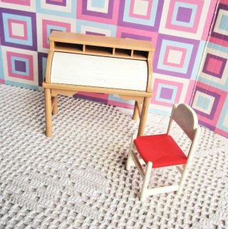 Tomy Smaller Home Dollhouse Furniture: (1) Rolltop Desk,  (1) Chair