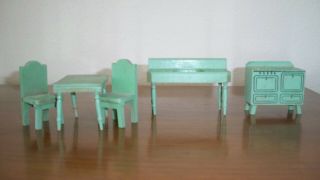 Strombecker - Miniature Dollhouse Furniture - Kitchen - Sink - - Stove - Table 2 Chair