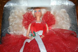 1988 First Special Edition Christmas Happy Holiday Barbie Doll Red Dress 2
