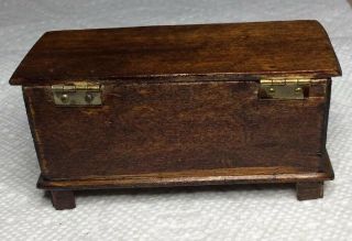 VINTAGE DOLLHOUSE HANDCRAFTED MINIATURE WALNUT FINISH HOPE CHEST 4