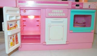 Vintage 1991 Meritus Barbie Kitchen w/ Lights and Sounds 3