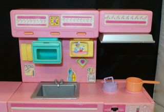 Vintage 1991 Meritus Barbie Kitchen w/ Lights and Sounds 4