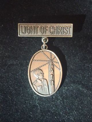 Boy / Cub Scout Religious Medal Pin " Light Of Christ " - Bsa - Emblem Church