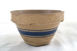 Small Vintage/antique Yellow Ware Mixing Bowl 104 Usa,  5 " - 3 Blue Stripes