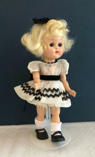 Vintage Vogue BKW Ginny Doll in her White Tagged Dress 3