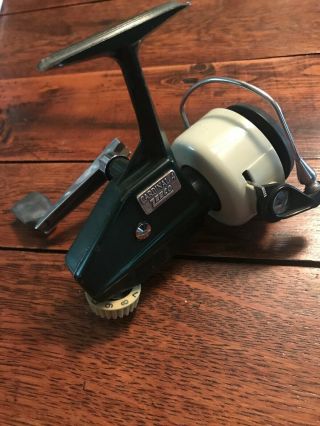 Vintage Zebco Cardinal 4 Spinning Fishing Reel Made In Sweden Minty