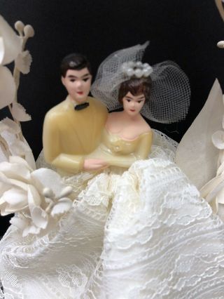 LARGE Vintage Bride & Groom Wedding Cake Topper BRIDE GROOM BRUNETTE.  EUC 3