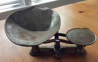 1912 Antique Decorated English Roberval Trade Scale,  Rd No.  603941,  With Tray