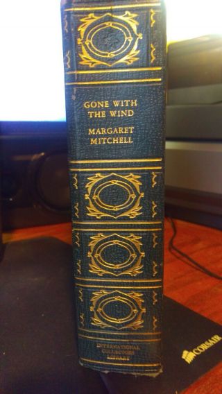Antique Collectable Old Vintage Book GONE WITH THE WIND by Margaret Mitchell 2