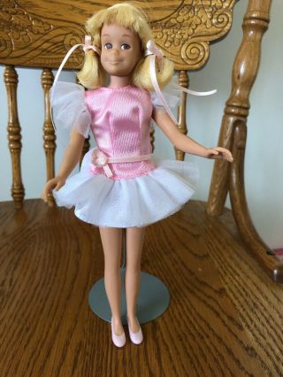 Vintage Barbie Scooter Doll - Straight Legs Blond - 2