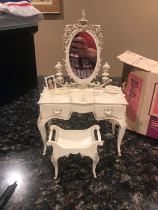 Vintage 1963 Suzy Goose The Barbie Vanity With Bench By Mattel Box